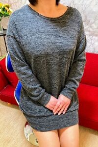 超ドМ性欲旺盛パイズリグラマーキレカワ若奥様【真美】さん、２１時出勤です